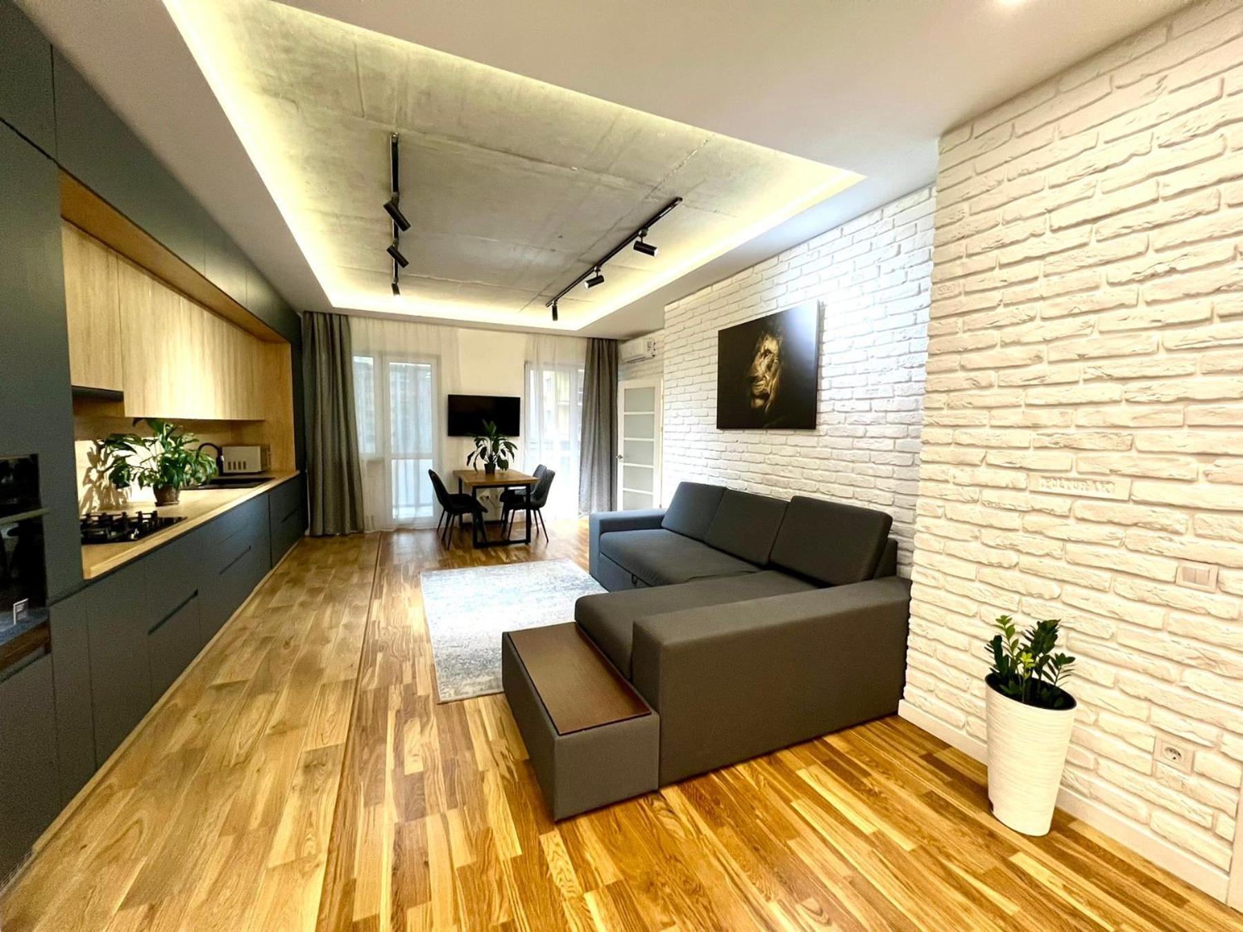 Osapart Ideal Apartment In The Complex Great Britain 利沃夫 外观 照片